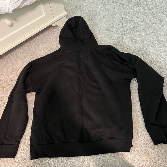 Black Sweatshirt - Picture 5 of 5